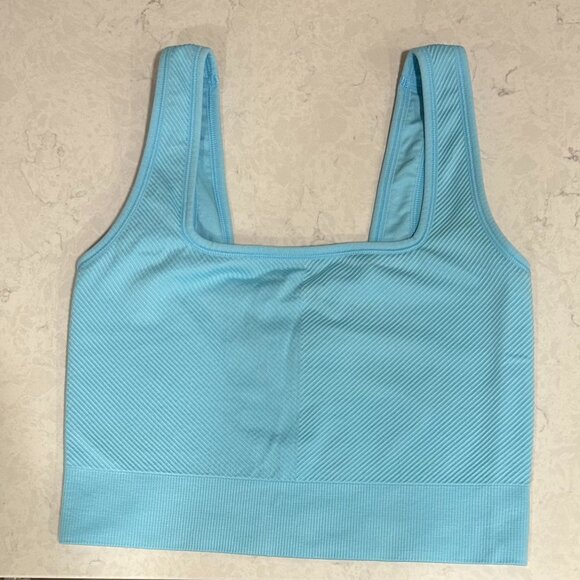 All In Motion Light Blue Small Top - Picture 1 of 3